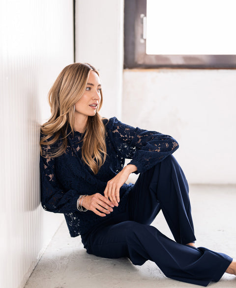 Lace blouse LA MARSEILLE Dark blue