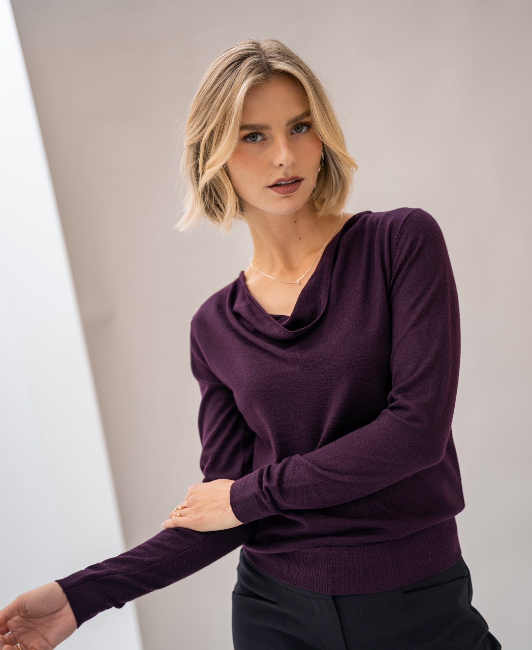 Pullover mit Wasserfallauschnitt LA CASCADE Aubergine