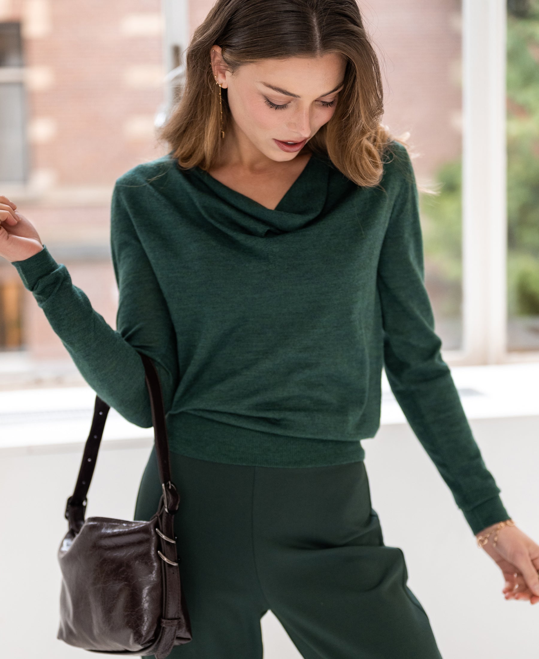 Pullover mit Wasserfallauschnitt LA CASCADE Greenish
