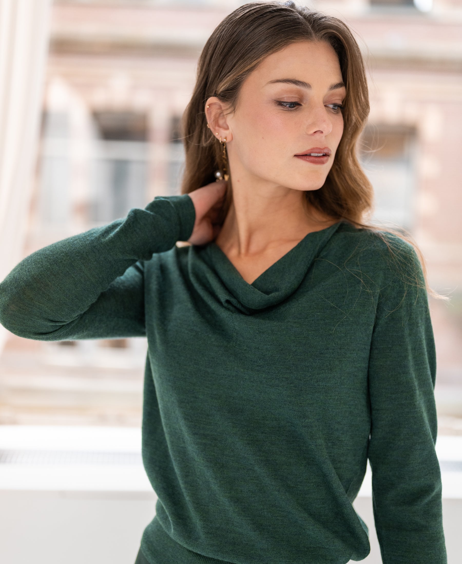 Pullover mit Wasserfallauschnitt LA CASCADE Greenish