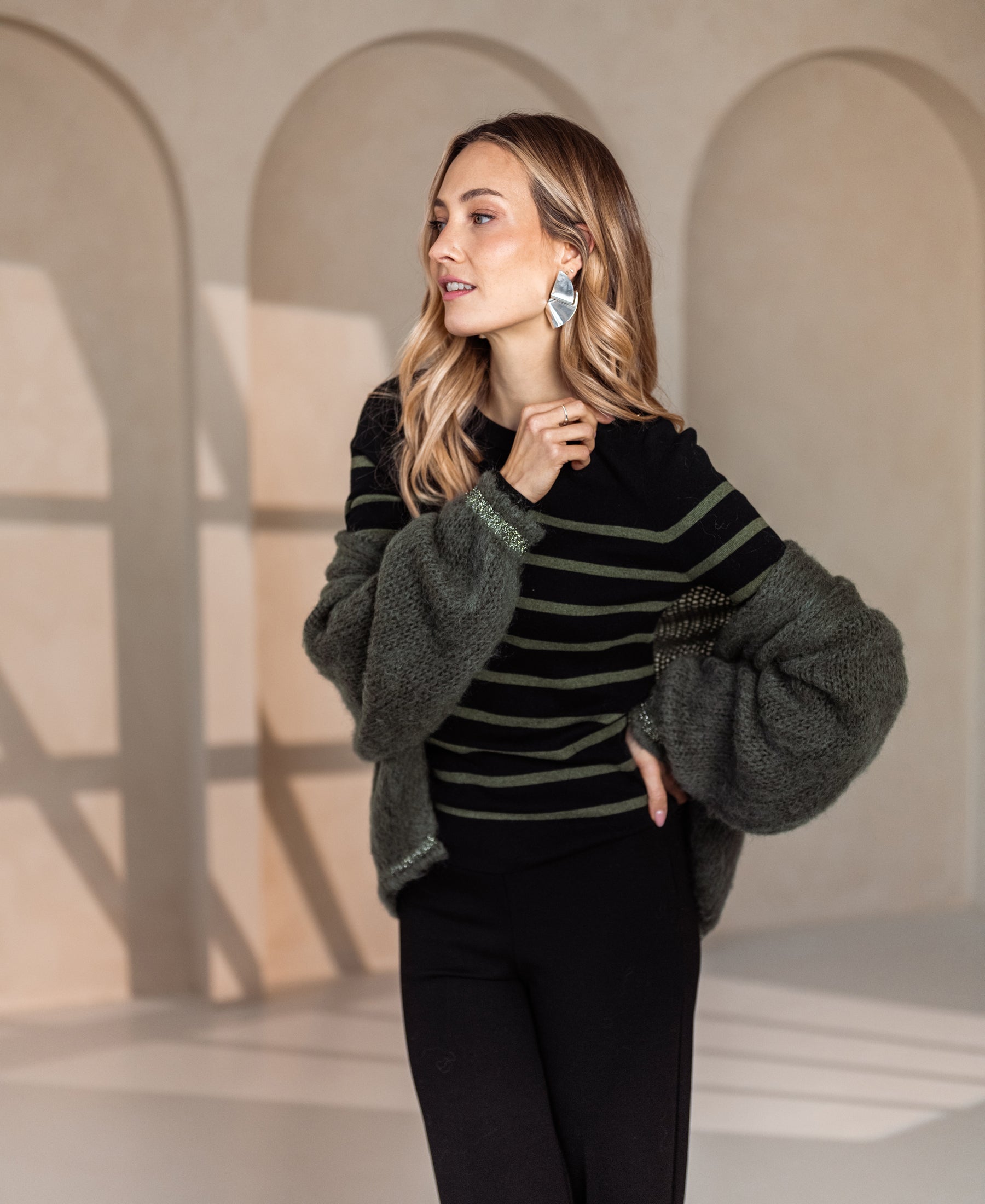 L'ELISA Black-Army green