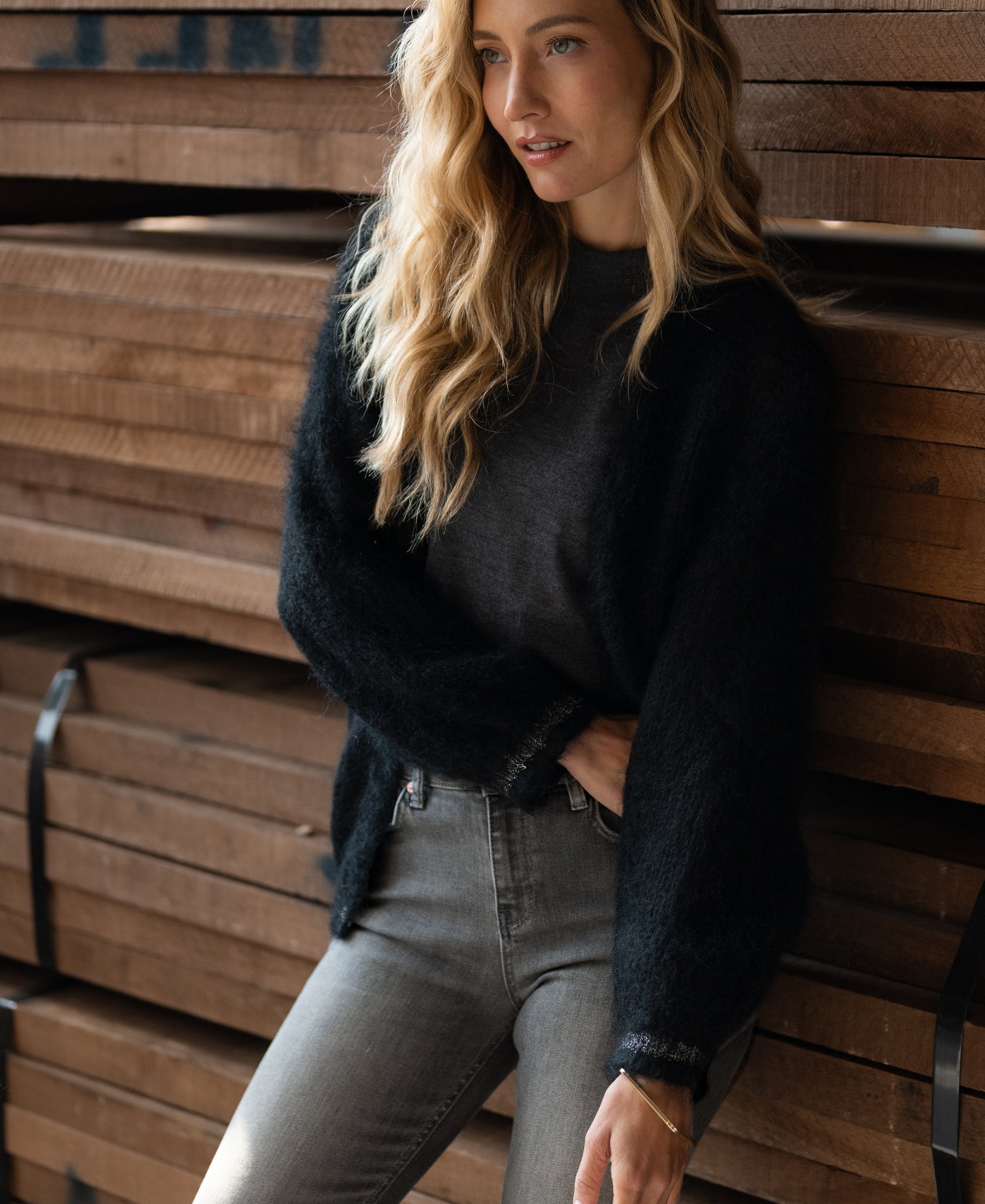 Flauschige Strickjacke LA CHERIE Schwarz