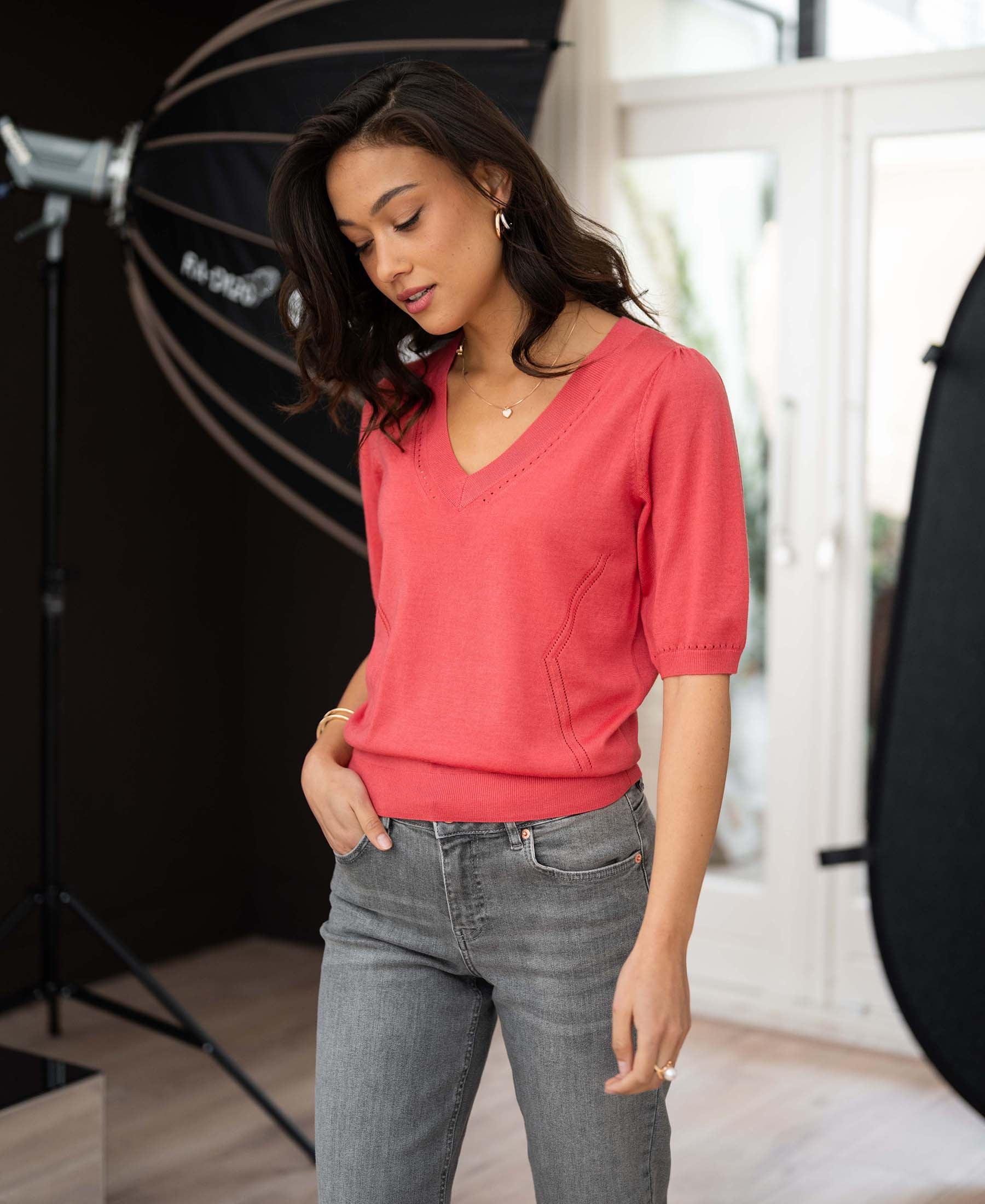 V-hals trui LA DIAZ Coralpink