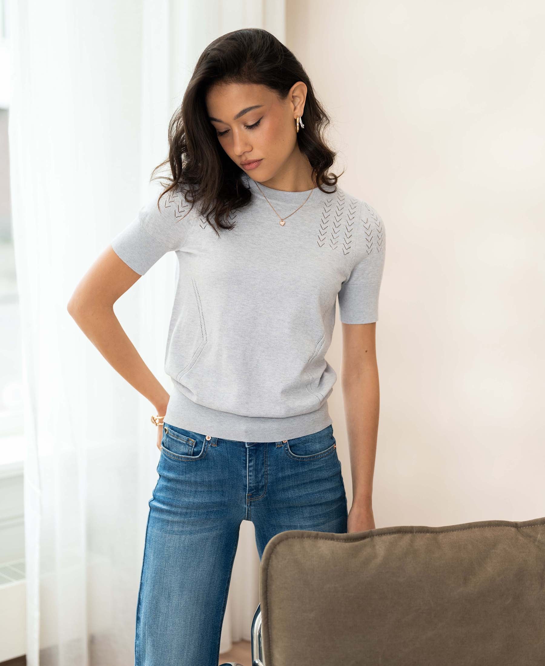 Kurzarmpullover LA FEMME hellgrau