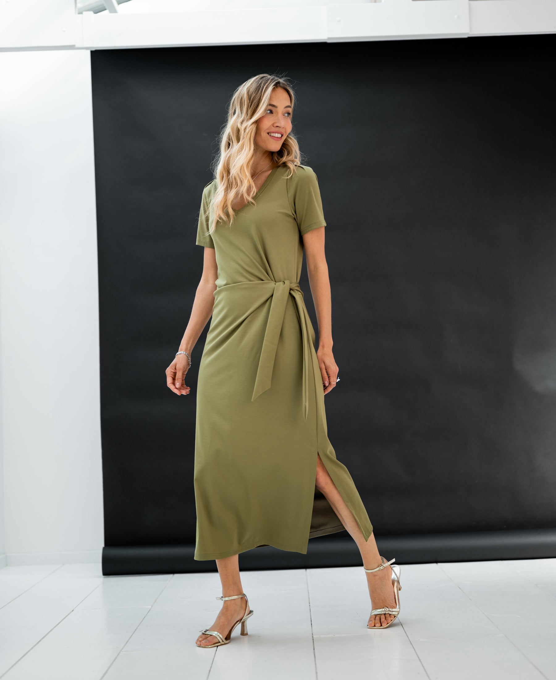 Langes Kleid LA FILICIA Olivgrün