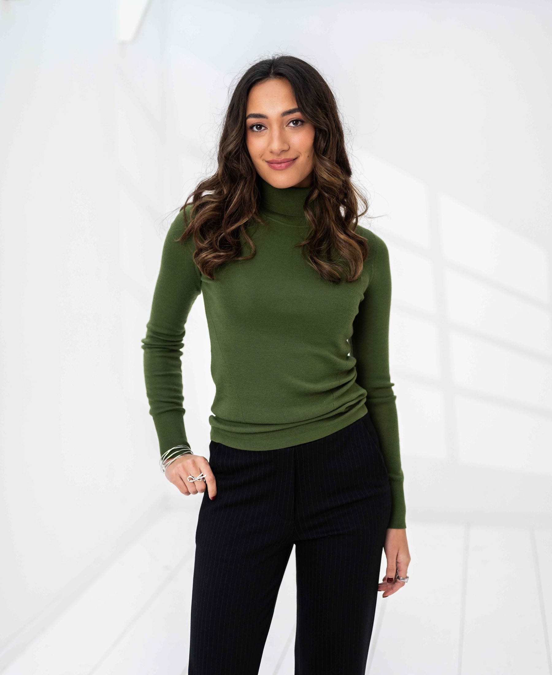 Rollkragenpullover aus Merinowolle LA FORTE Olivgrün