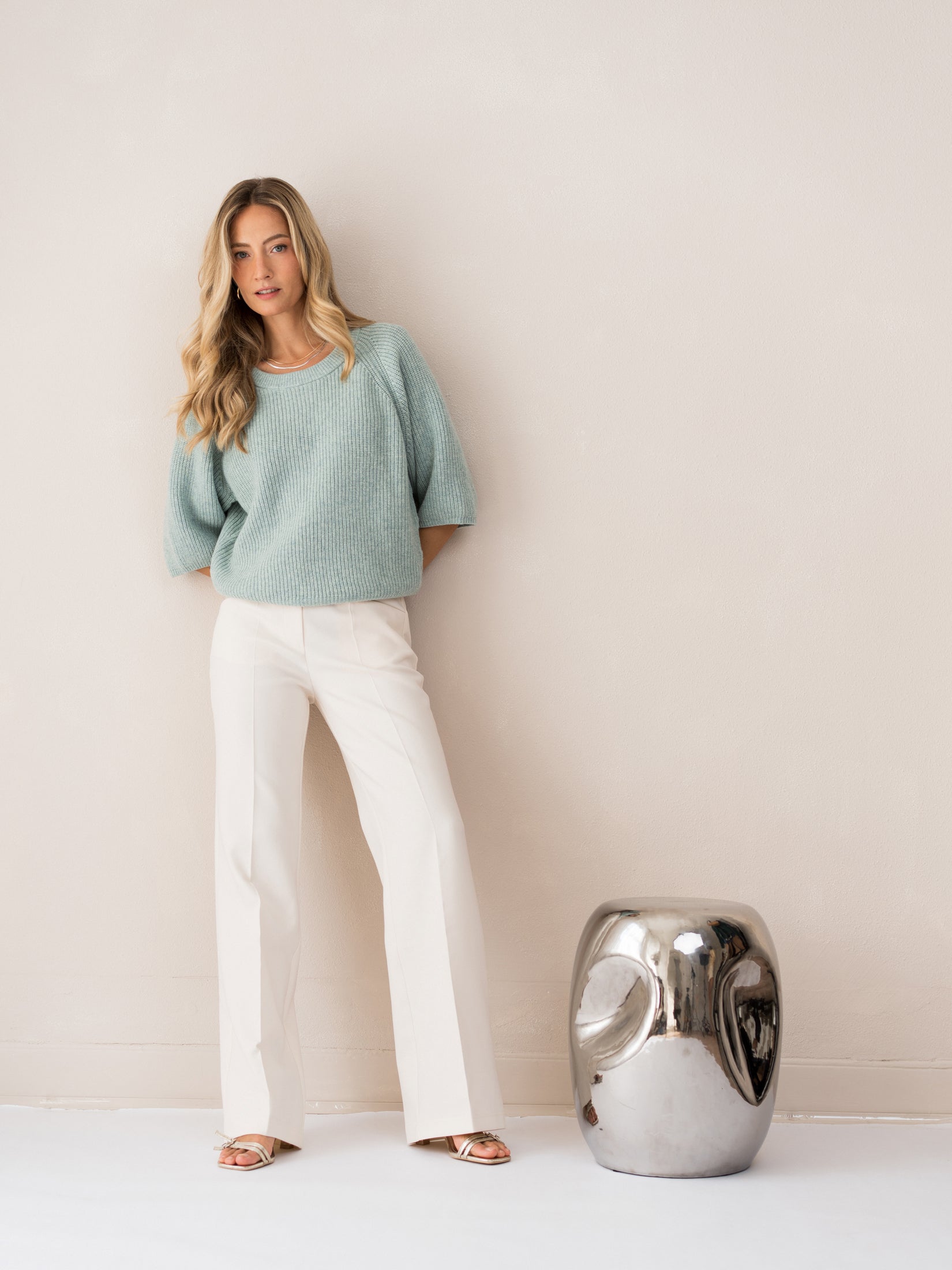 Weit geschnittene Hose LE CENTRE Creme