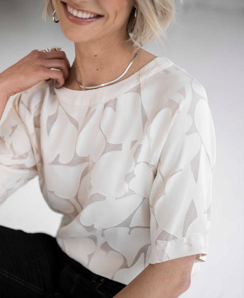 Hartjes blousetop LA CHARLOTTE Ivoor