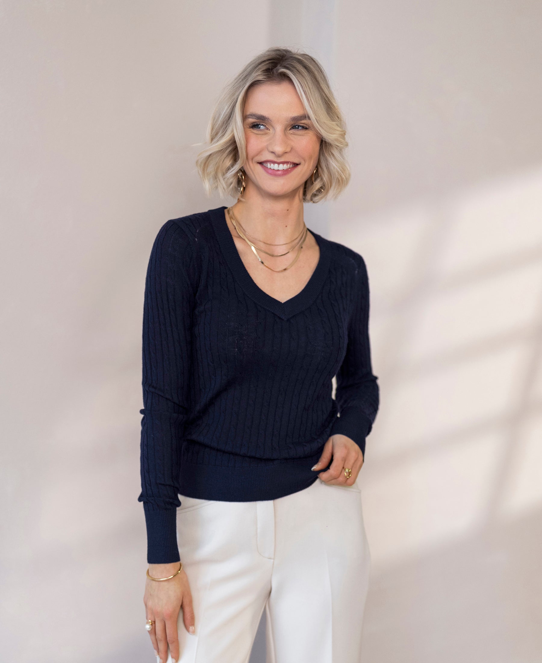 Kabelpullover mit V-Ausschnitt LA JULYA Dunkelblau