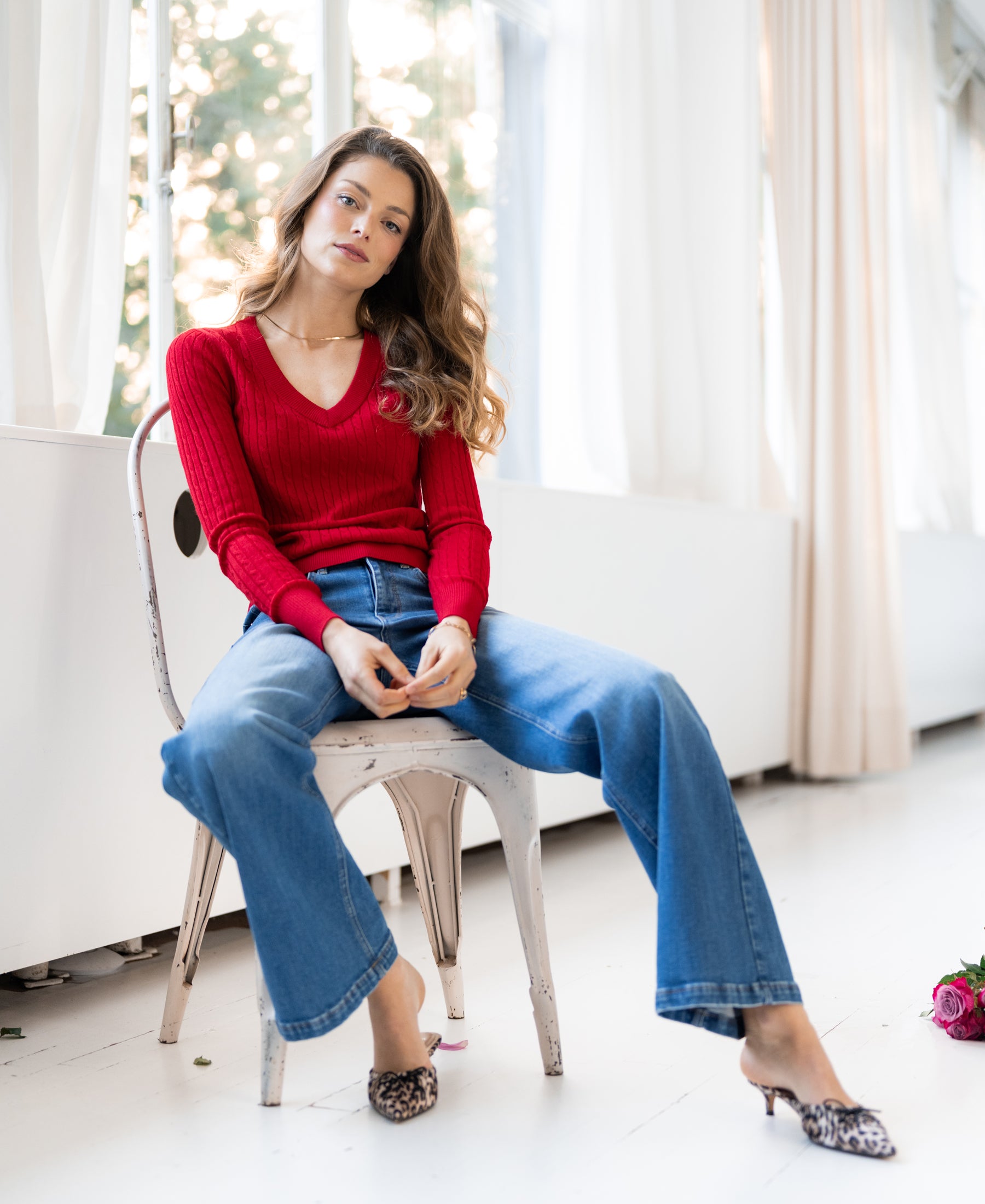 Kabelpullover mit V-Ausschnitt LA JULYA Rot