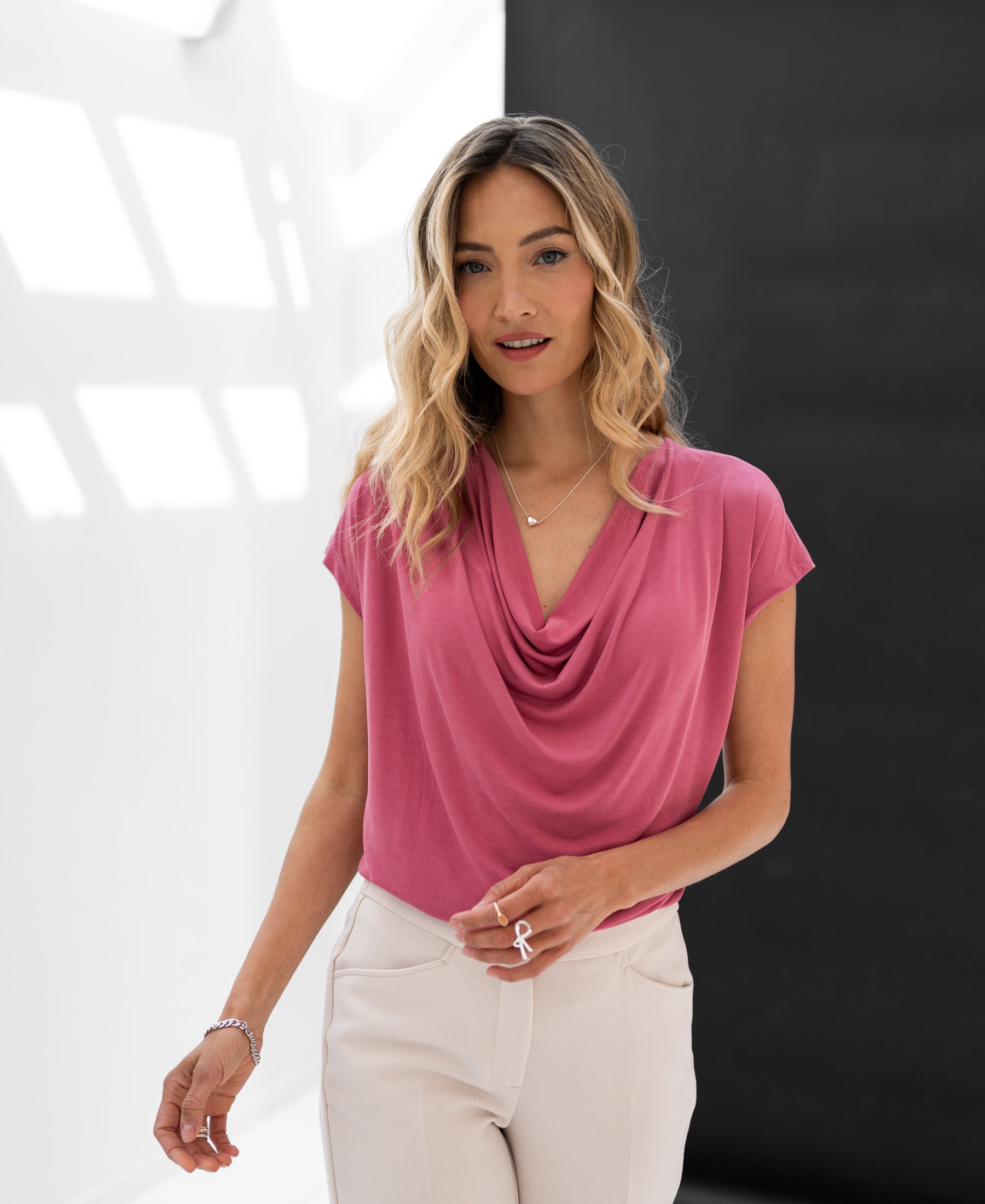 Top watervalhals LA LUCA Roze