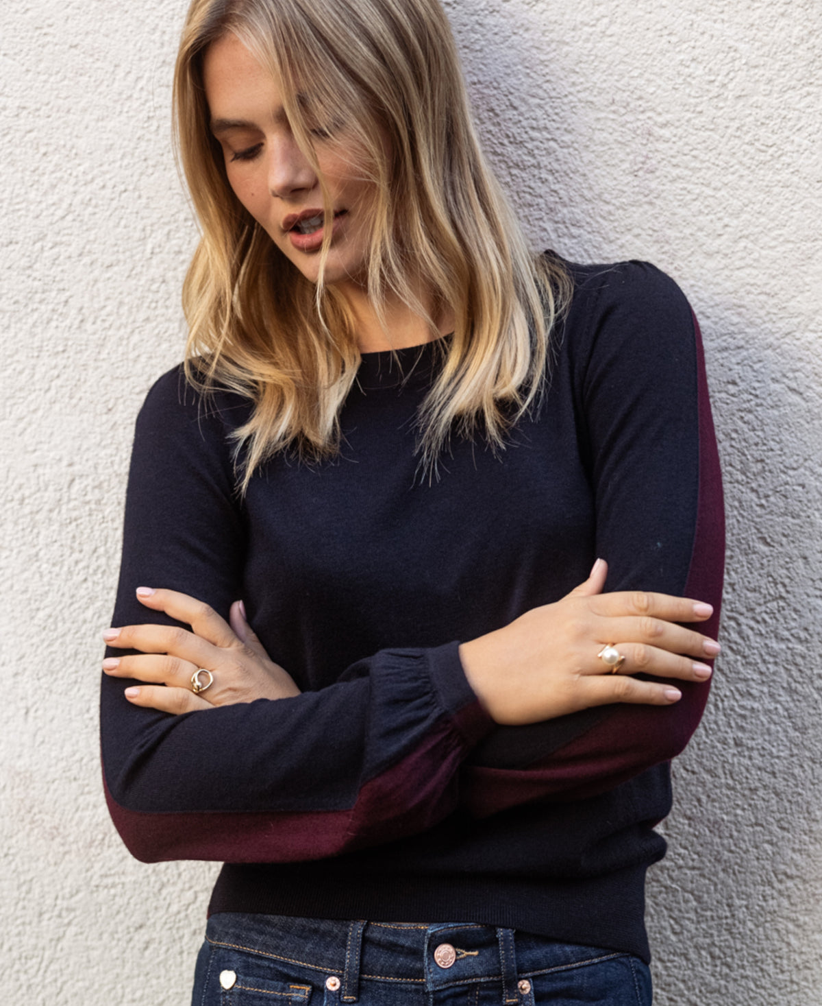 Two-Coloured Merino Sweater LE MIROIR Dark Blue - Bordeaux