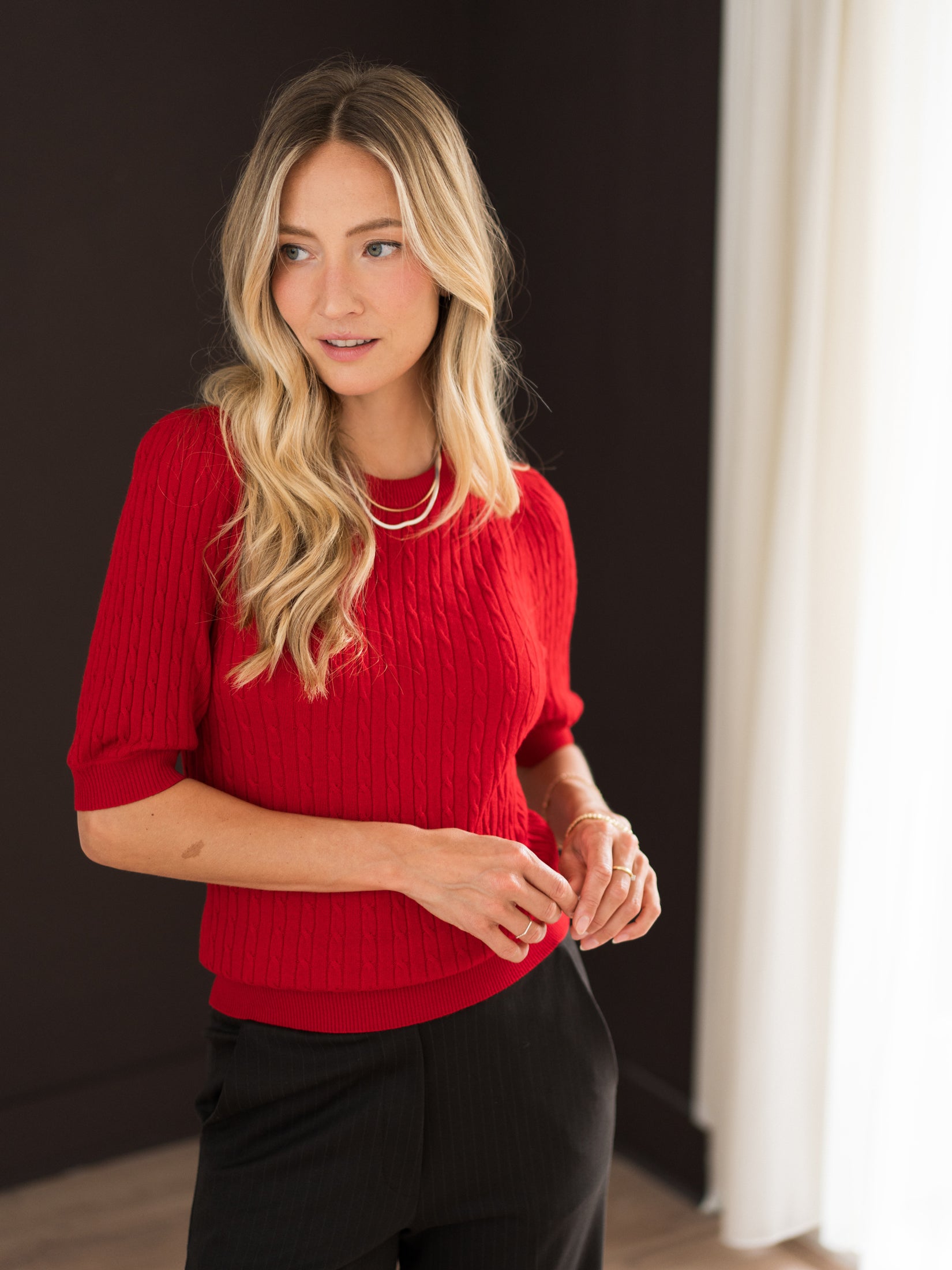Cable knit short sleeve sweater LA NONNA Red