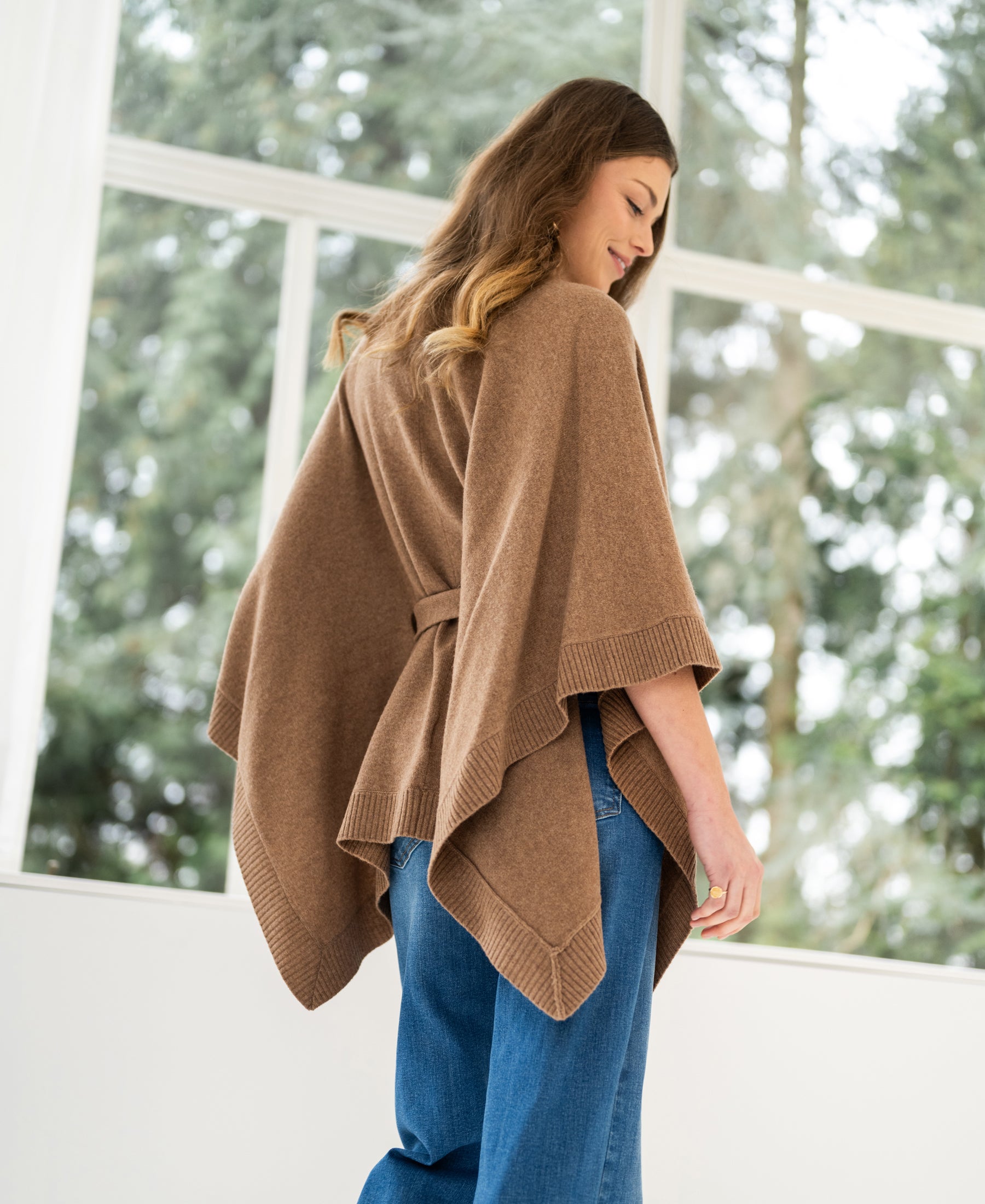 Merino wool LA PONCHO Camel