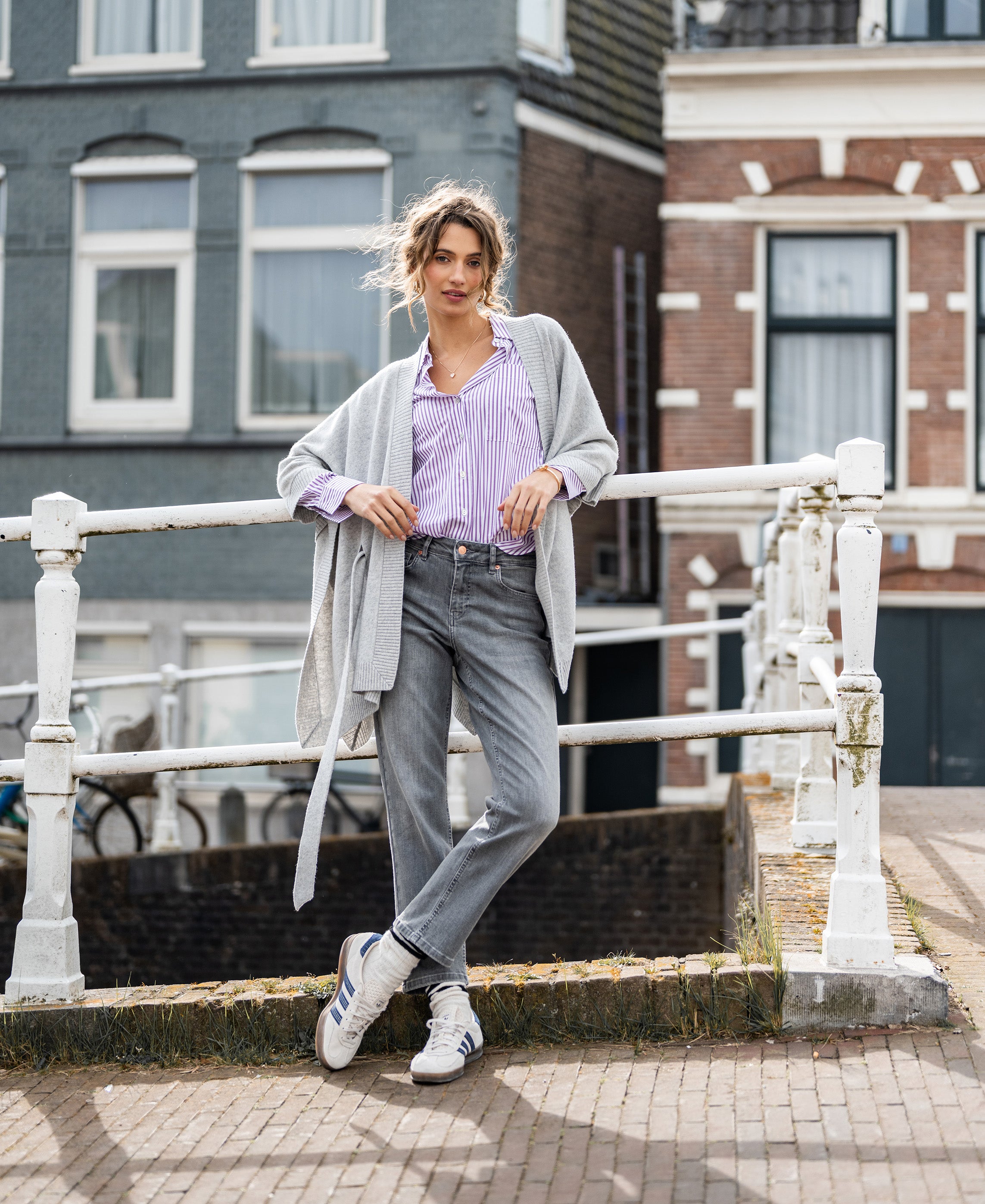 Merino wool LA PONCHO Silver gray