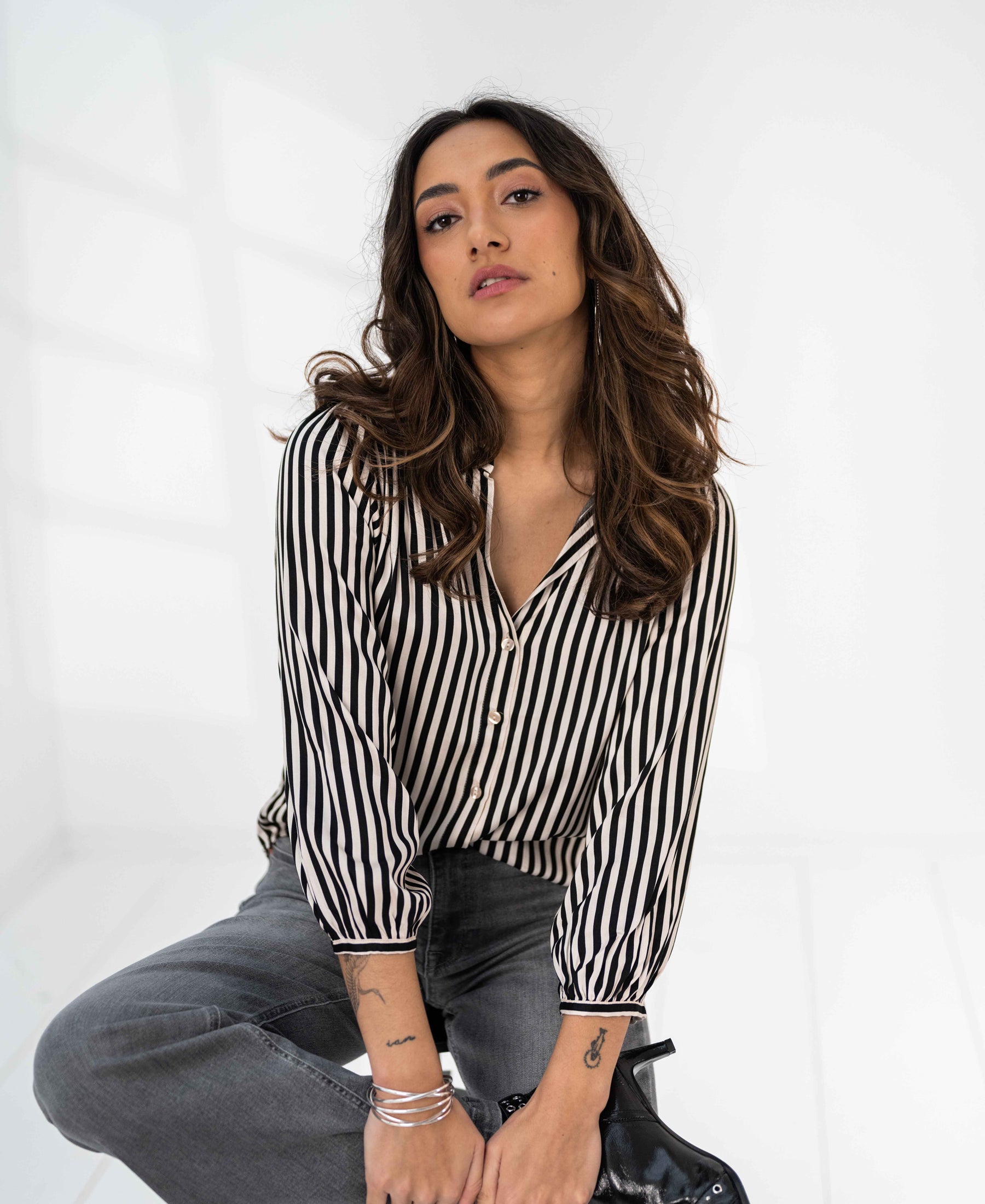 Streepblouse LA RAVA Ivoor-Zwart