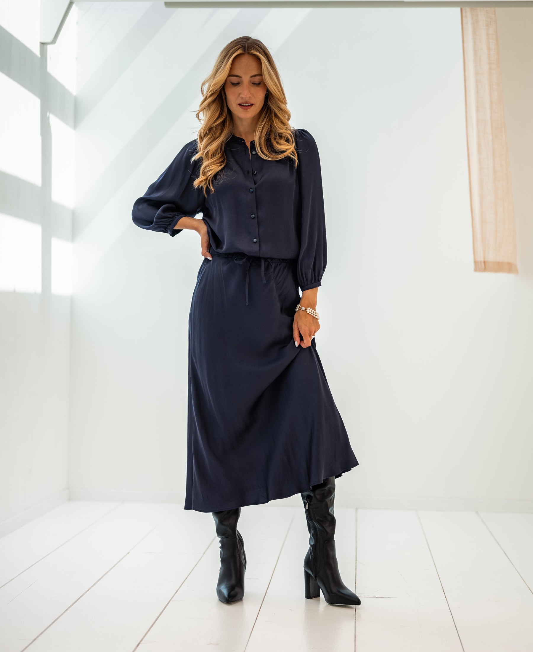 Satin blouse LA RAVA Dark Blue