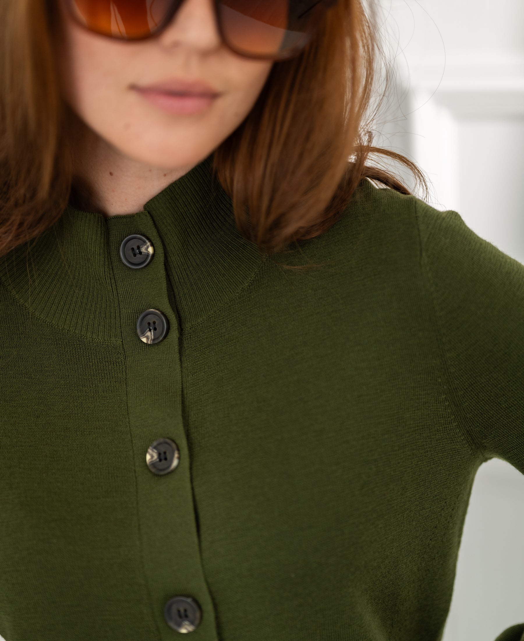 Merino-Strickjacke mit Rollkragen LES SEIZE Army