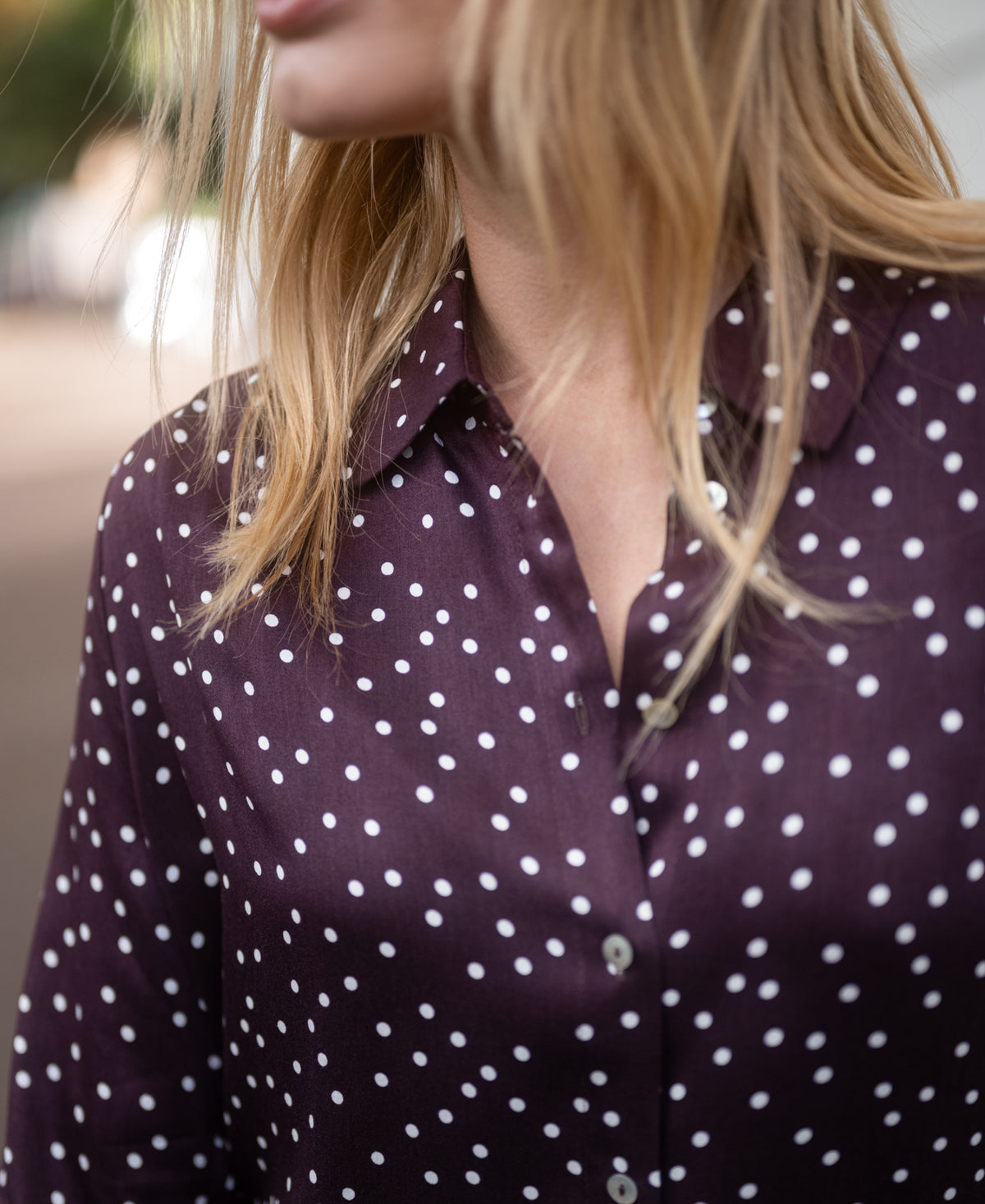 Gepunktete Bluse von LA SEZANNE Weinrot – cremeweiß
