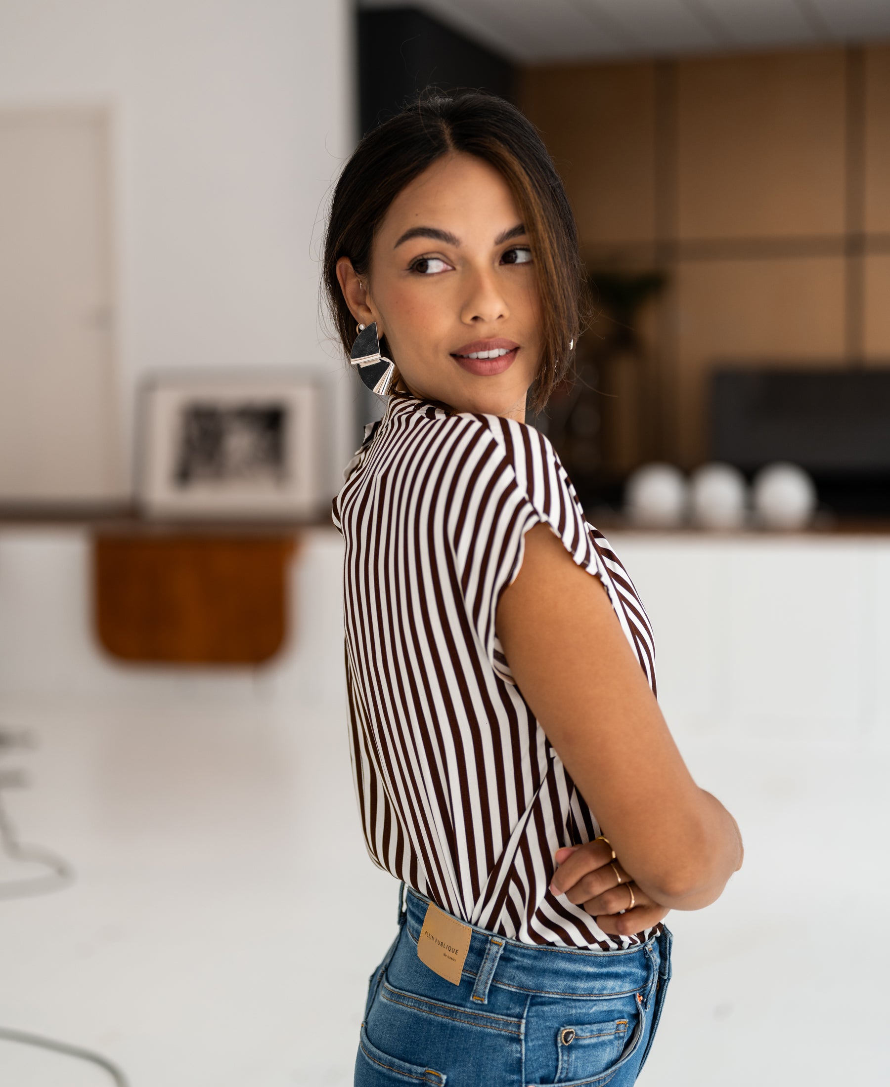 gestreifte Kurzarmbluse LA SILOU Cremeweiß-Kakao