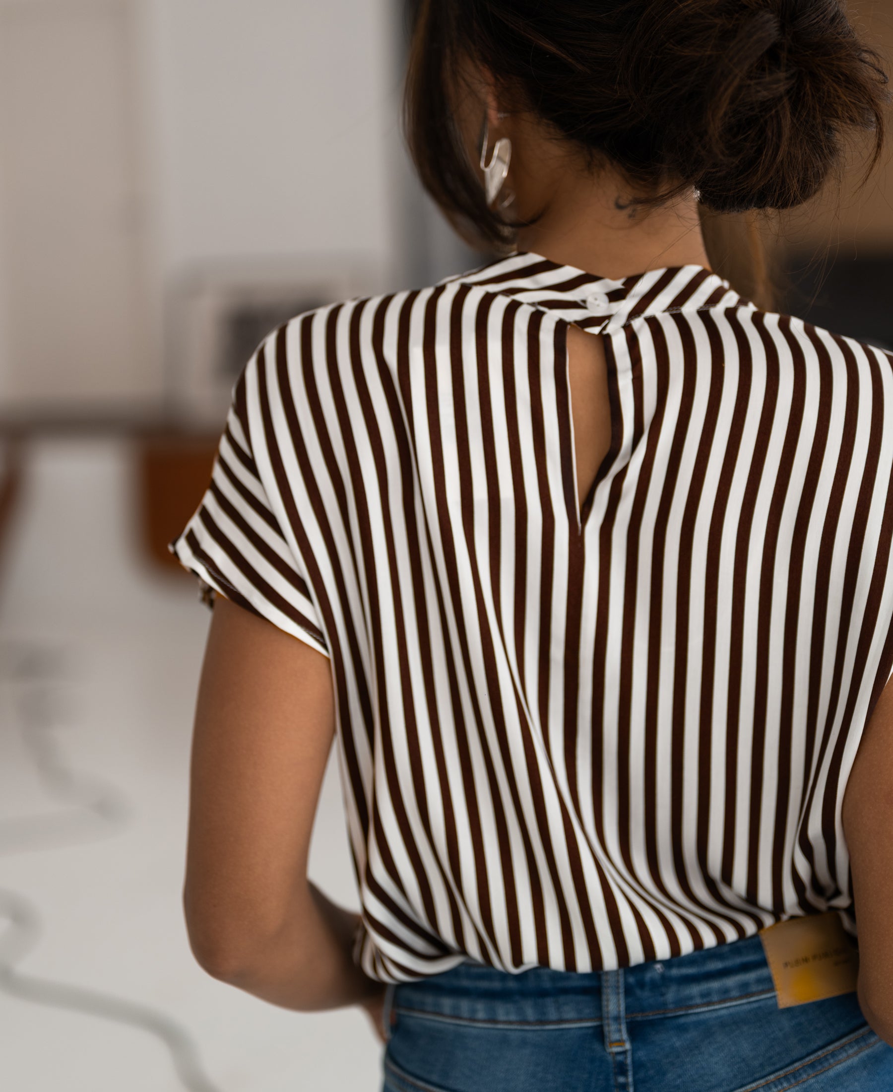 gestreifte Kurzarmbluse LA SILOU Cremeweiß-Kakao