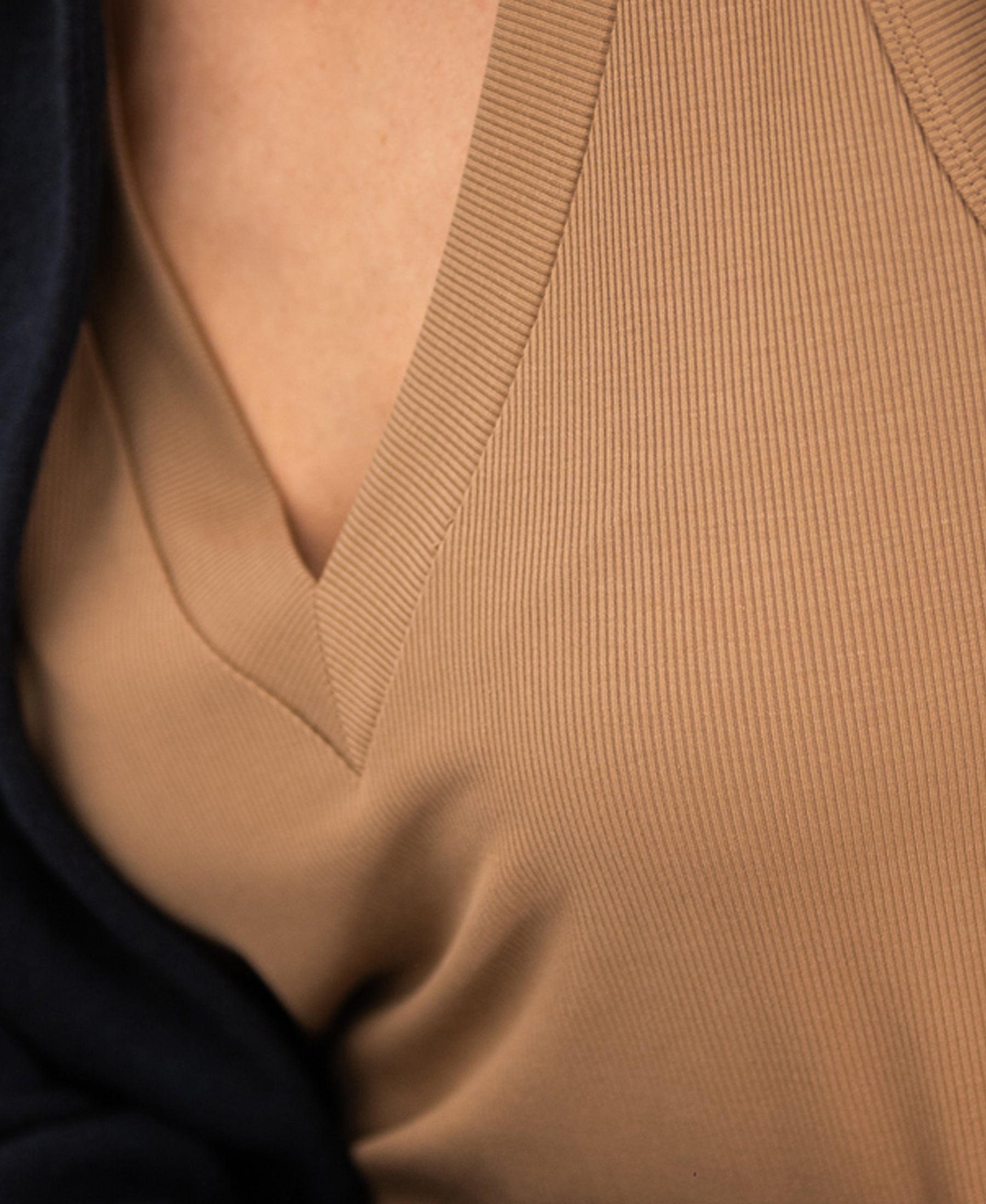 Close-up of PLEIN PUBLIQUE walnut brown Lyocell top, LA SIRA style.
