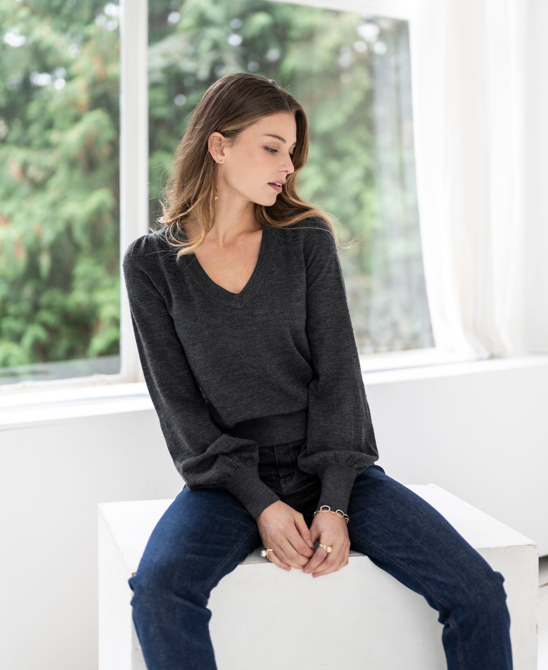 V-neck merino sweater LA VICTORIA Anthracite