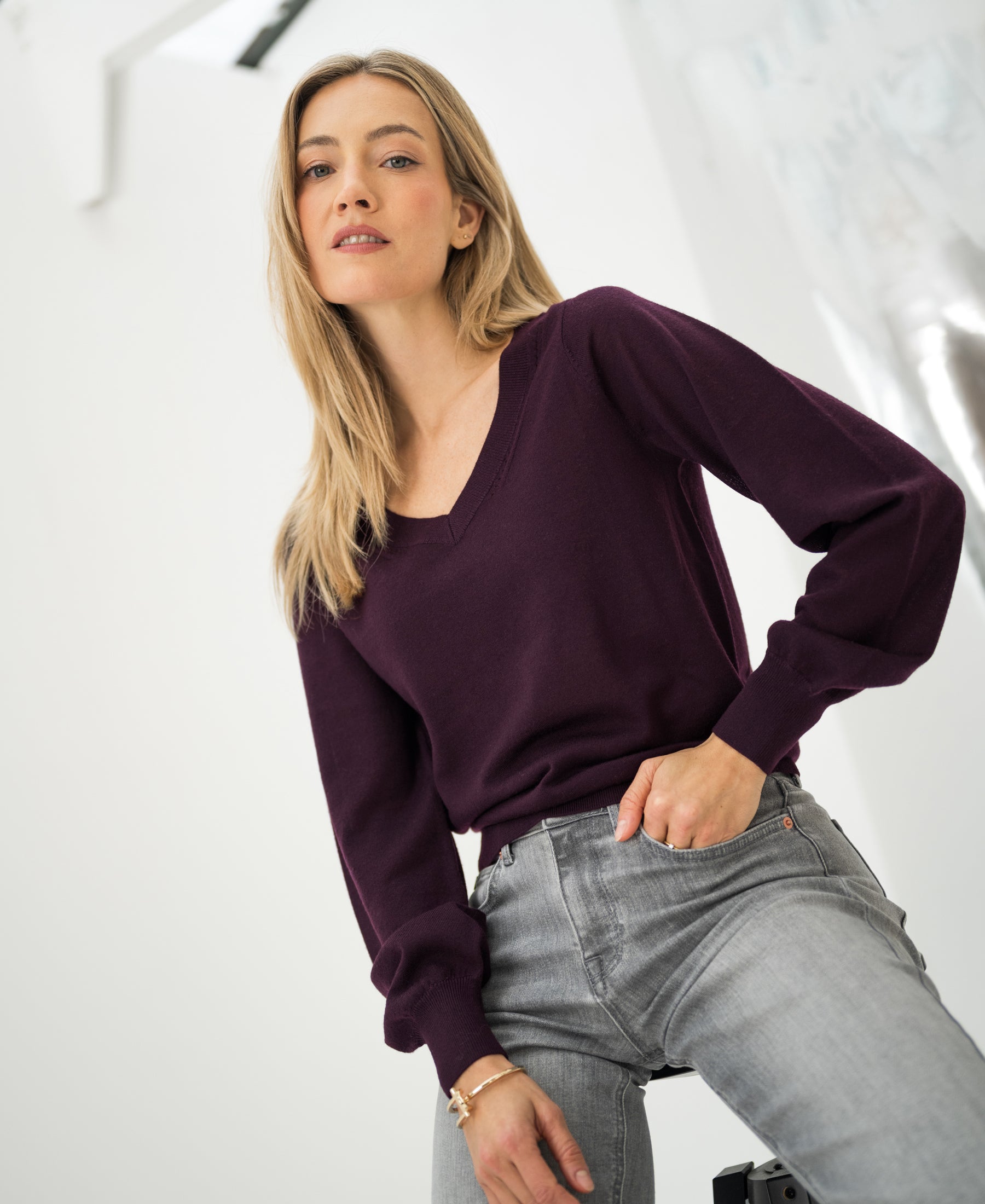 Merino V-hals trui LA VILLE Aubergine