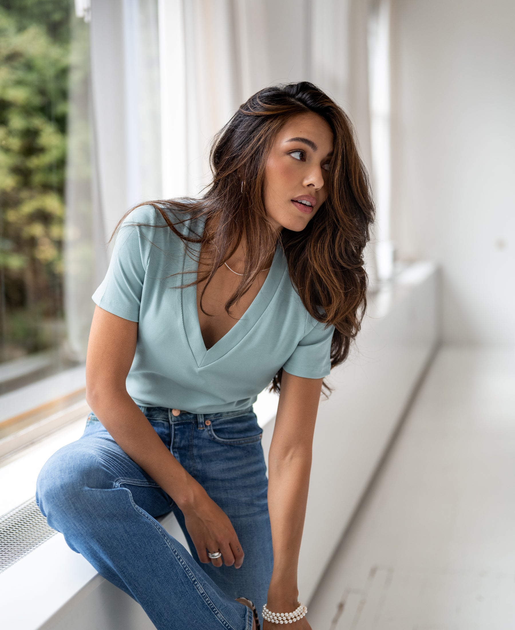 Lichtblauw V-hals T-shirt lyocell