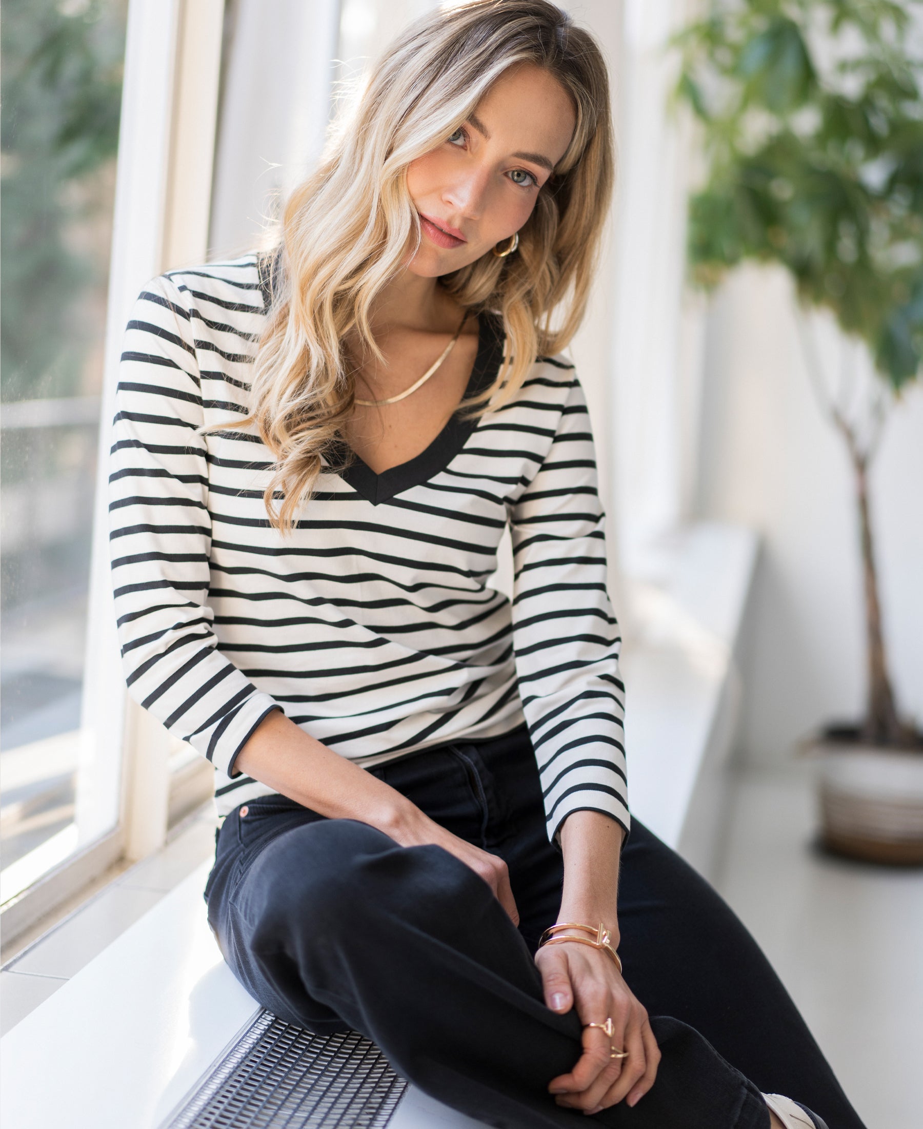 Striped T-shirt LA VIVIA Ivory-black