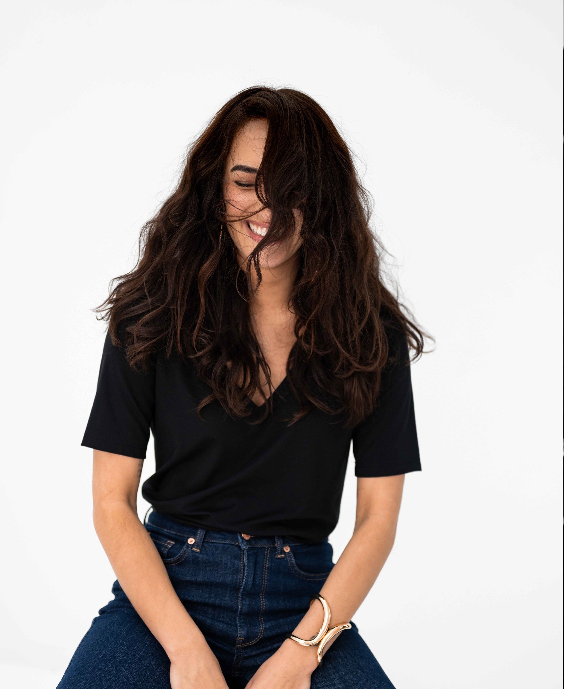 V-neck T-shirt LA VERONIQUE Black