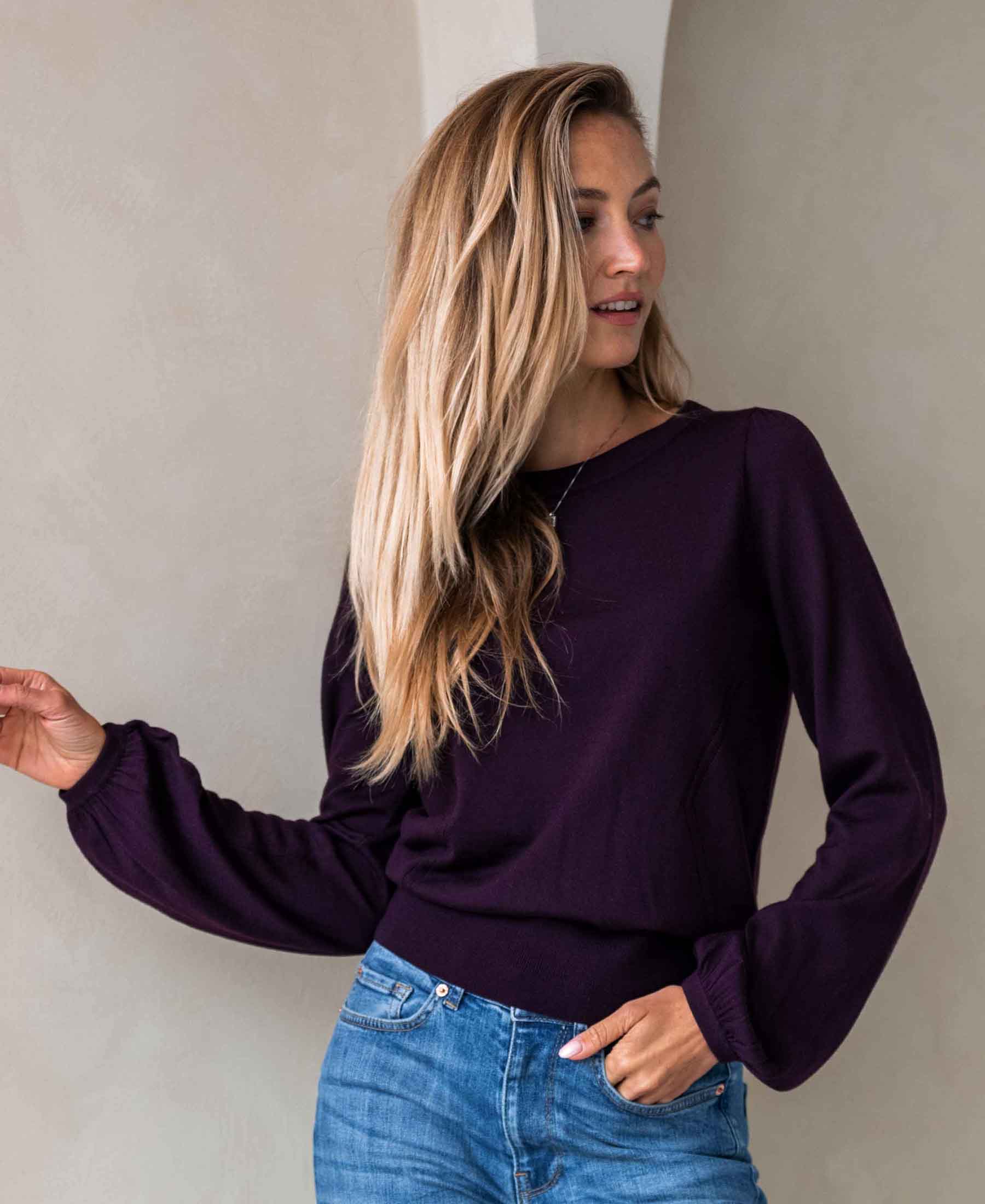 Eggplant colored merino wool sweater | PLEIN PUBLIQUE