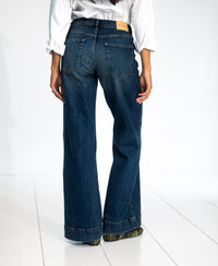 Jeans mit weitem Bein LE CHARLIE Dark Heritage