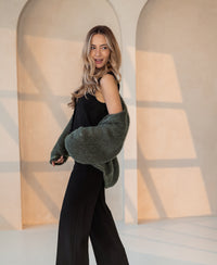 Flauschige Strickjacke LA CHERIE Army