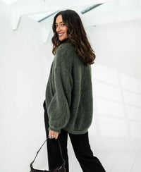 Flauschige Strickjacke LA CHERIE Army