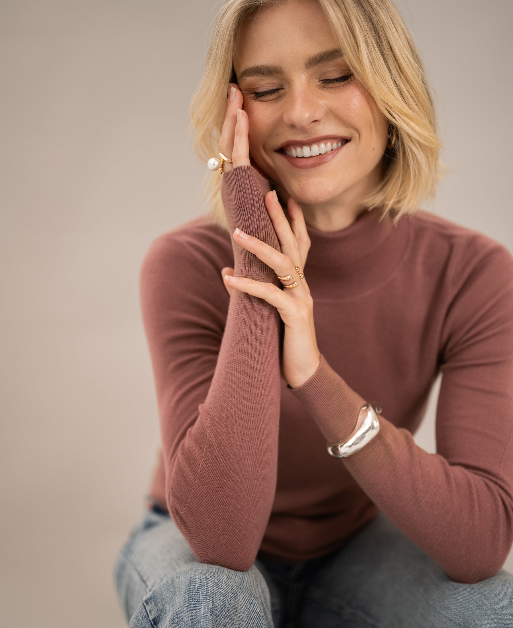 Rollkragenpullover aus Merinowolle LA FORTE Altrosa