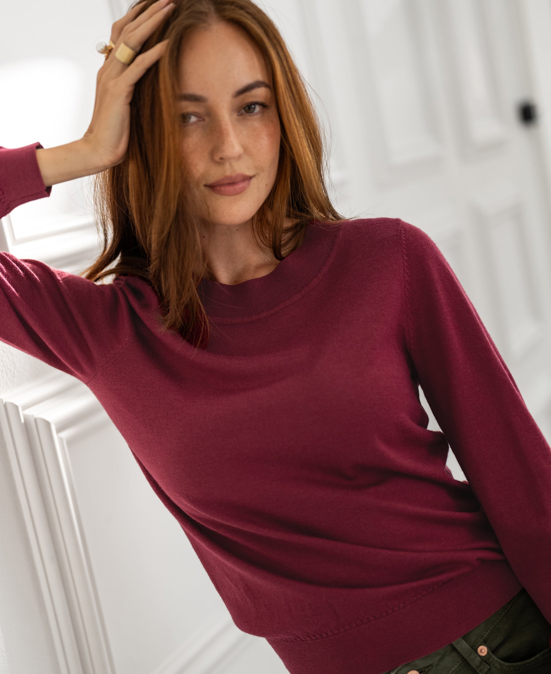 LA GIGI Berry Merino Sweater