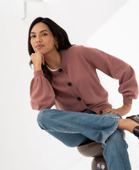 PLEIN PUBLIQUE Cardigan round neck LA LEA in dusty pink, shown from the front.