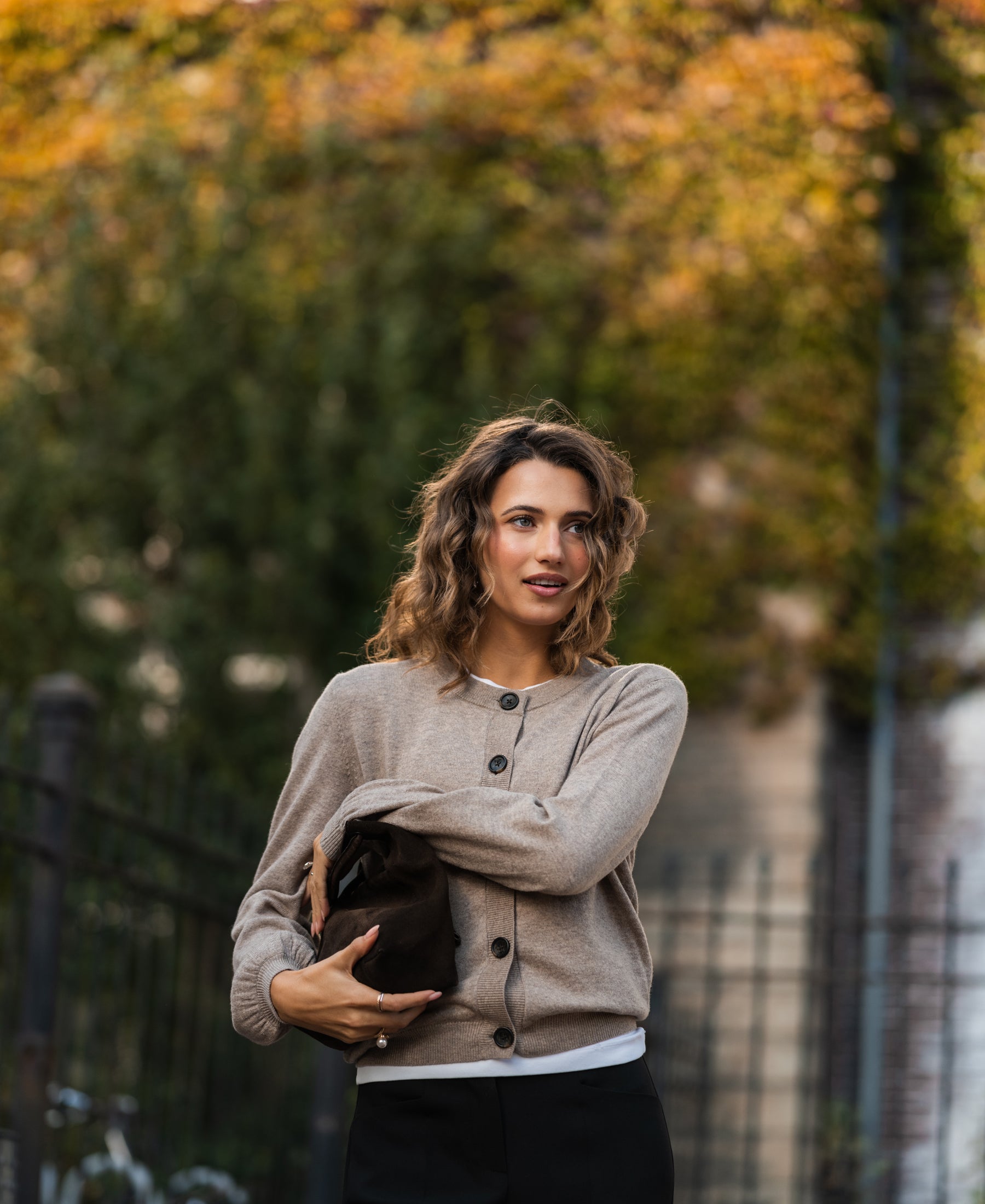 Cardigan round neck LA LEA Warm taupe