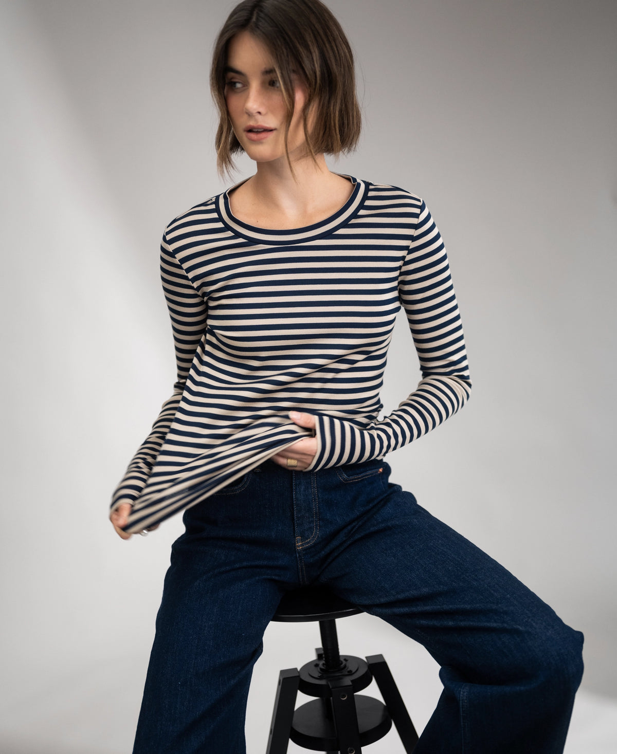Luxuriöses gestreiftes T-Shirt LA LENA Sand-Dunkelblau