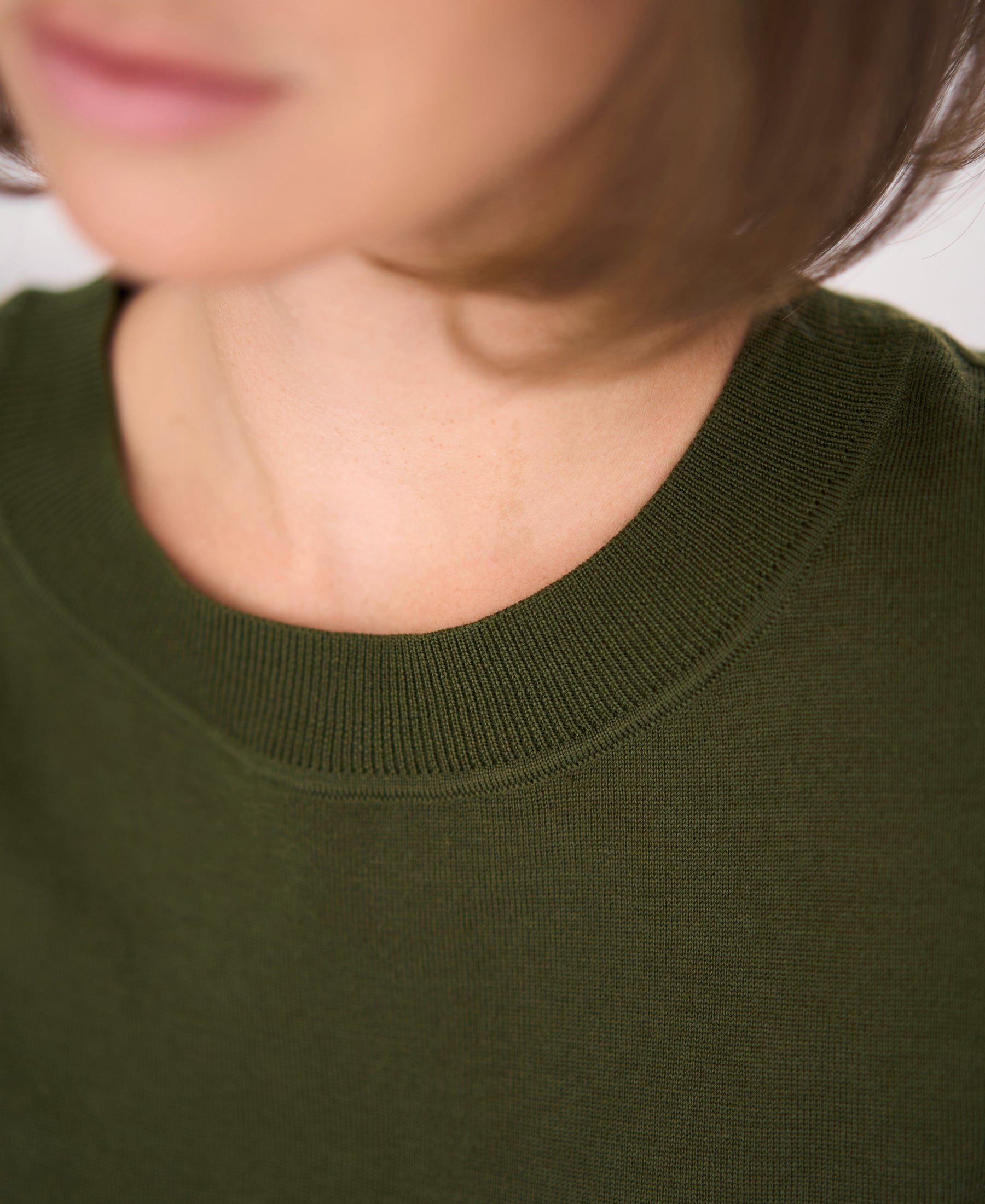Merino-Shirt LE LOUIS Dunkelolivgrün
