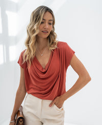 Top mit Wasserfallausschnitt LA LUCA Terracotta