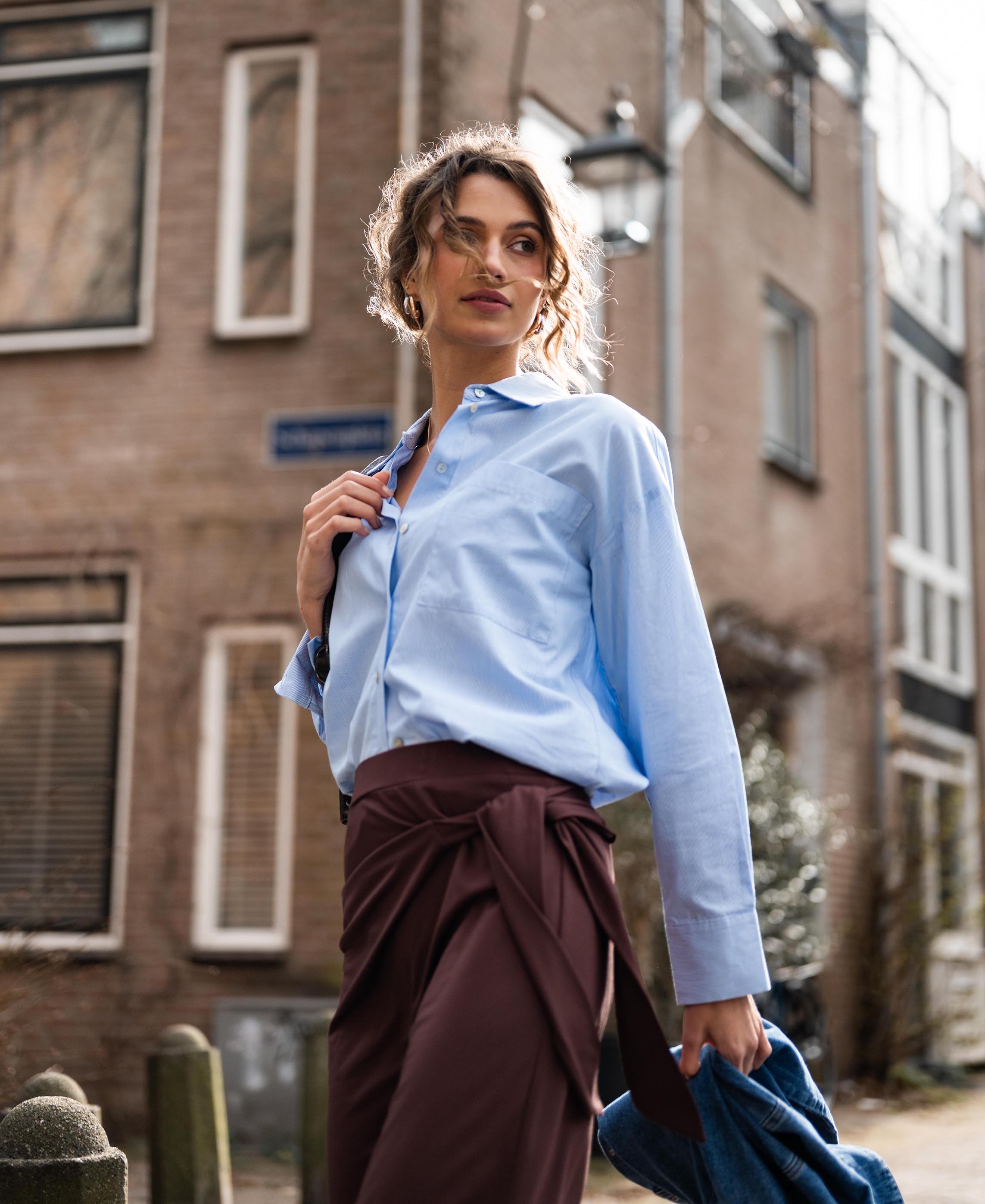 Blouse LA PASCALLE Lichtblauw fijn gestreept