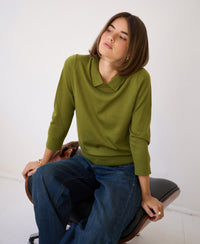 Merino-Pullover mit Polokragen von LA MARCEAU, olivgrün