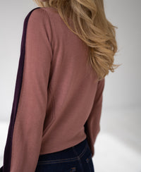 Zweifarbiger Merino-Pullover LE MIROIR Pflaume – Altrosa