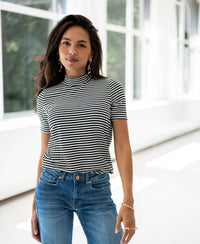 Rippen-Rollkragenpullover LA RIXY weiß-schwarz