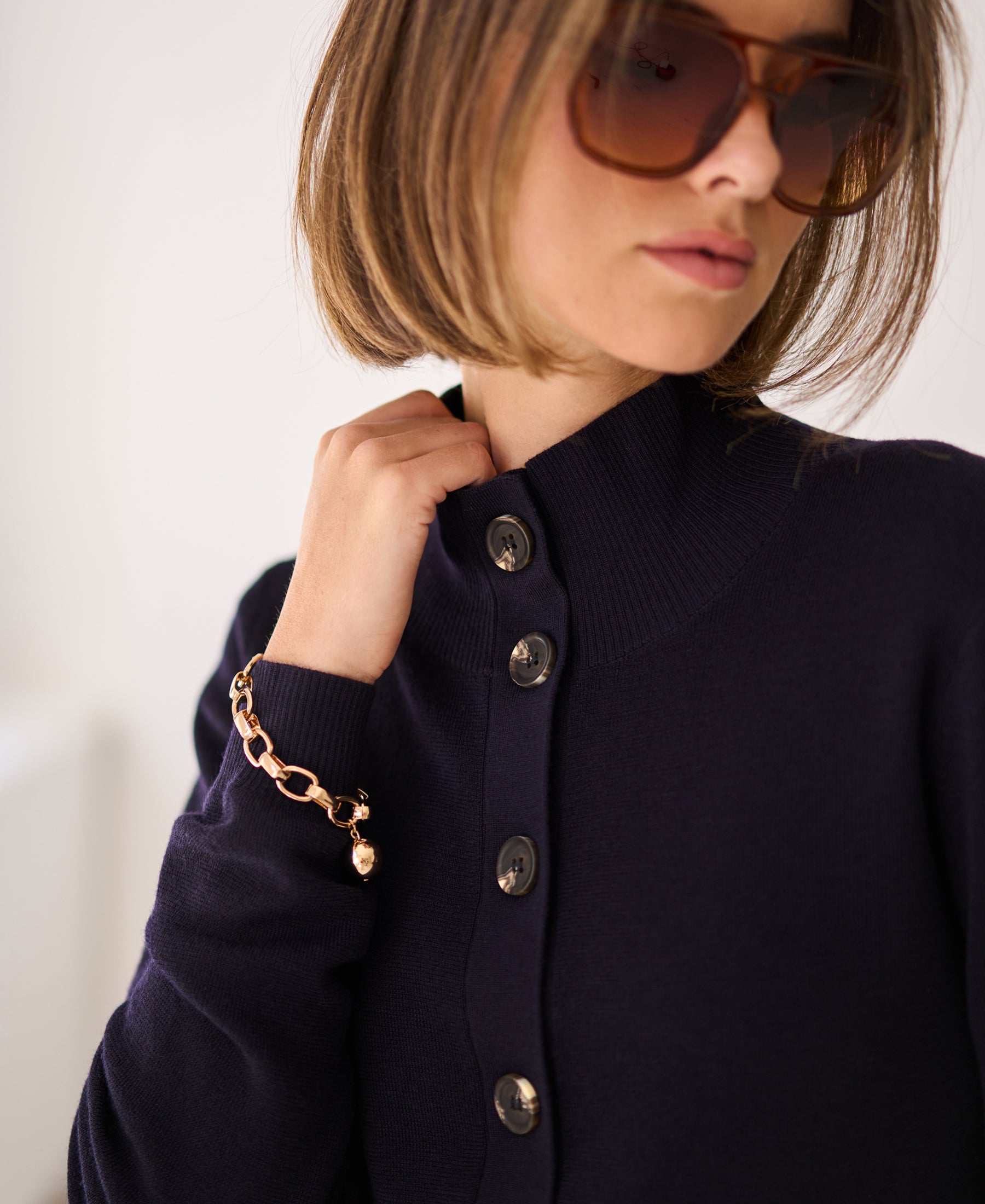 Merino-Strickjacke mit Rollkragen LES SEIZE Dunkelblau