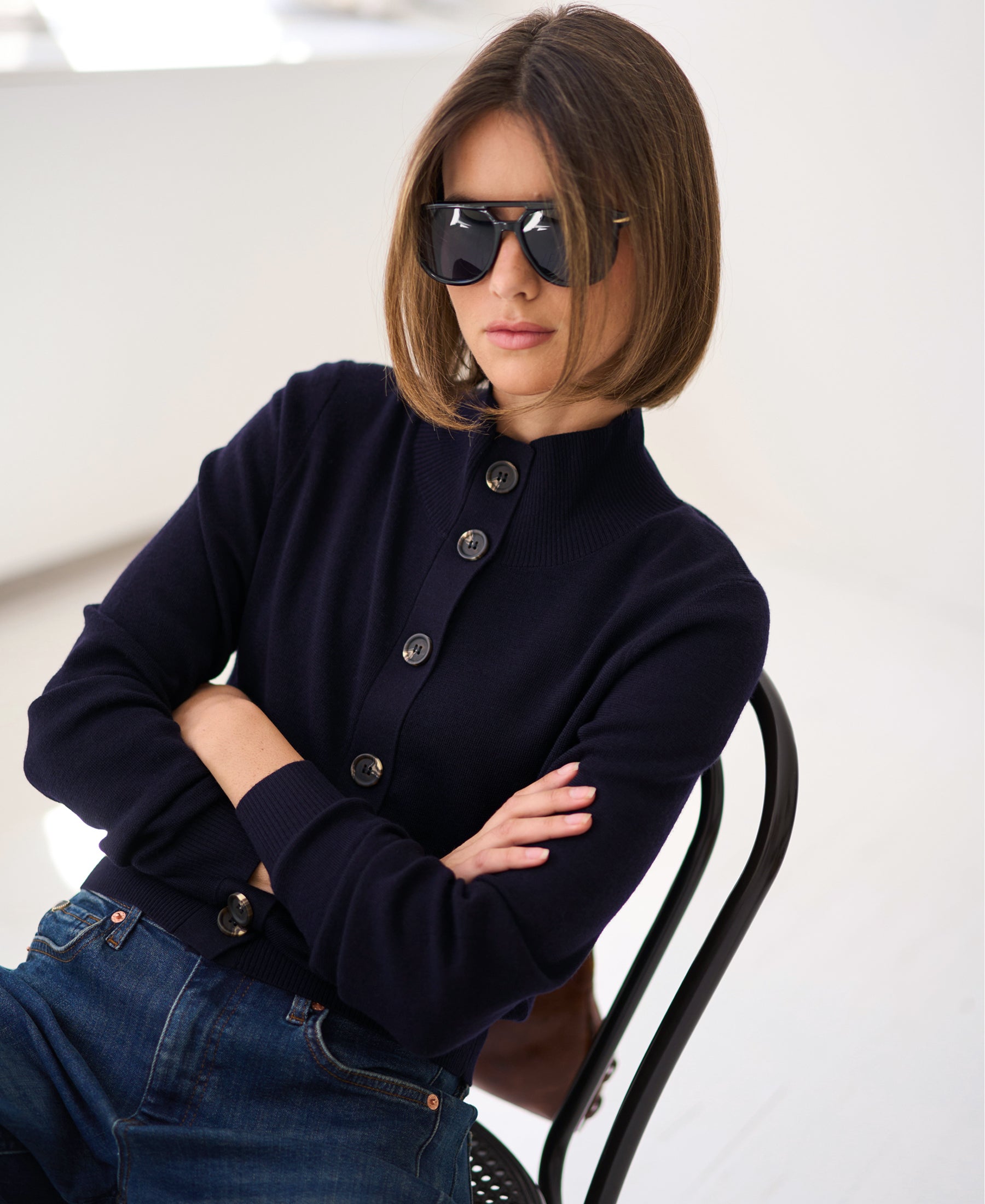 Merino-Strickjacke mit Rollkragen LES SEIZE Dunkelblau