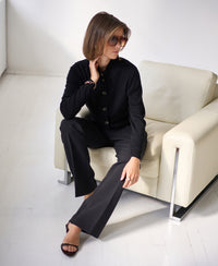 Merino-Strickjacke mit Rollkragen von LES SEIZE, Schwarz