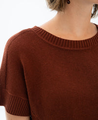 Close-up of the LE SOLEIL Sierra summer sweater with linen, relaxed fit, against a white background.